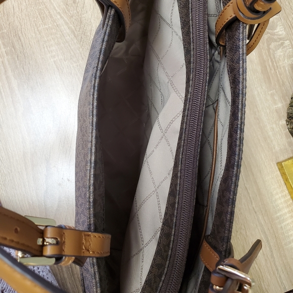 Michael Kors/Tote bag - Picture 6 of 8